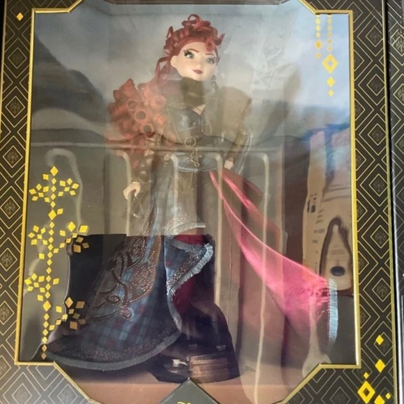 DISNEY Other - DISNEY DESIGNER LTD DOLL MERIDA NWT